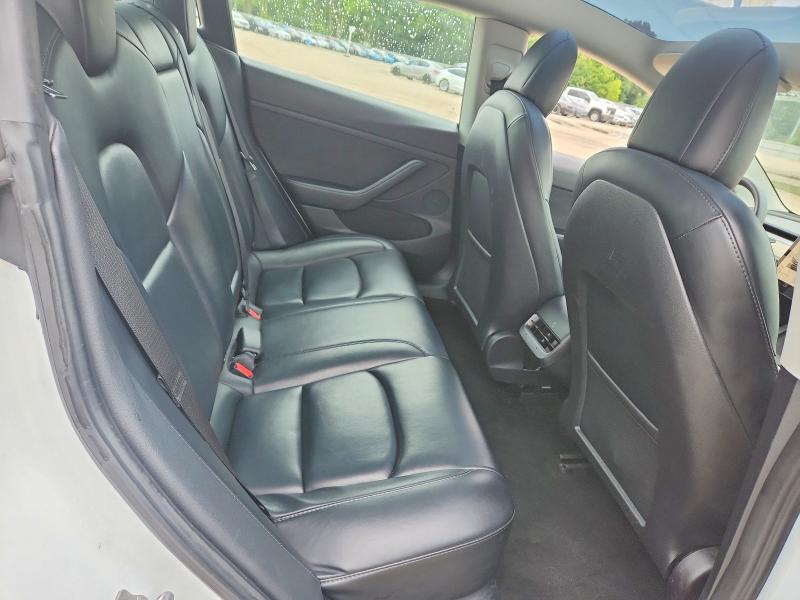 2022 Tesla Model 3 მანქანა იყიდება აუქციონზე, vin: 5YJ3E1EA5NF371136, აუქციონის ნომერი: 60517506