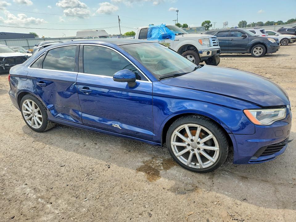 2015 Audi A3 მანქანა იყიდება აუქციონზე, vin: WAUCJGFFXF1038673, აუქციონის ნომერი: 59669216