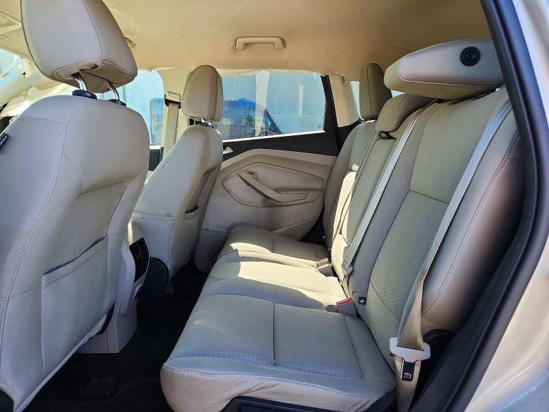 61387036 :رقم المزاد ، 1FMCU9GD5HUE24093 vin ، 2017 Ford Escape مزاد بيع