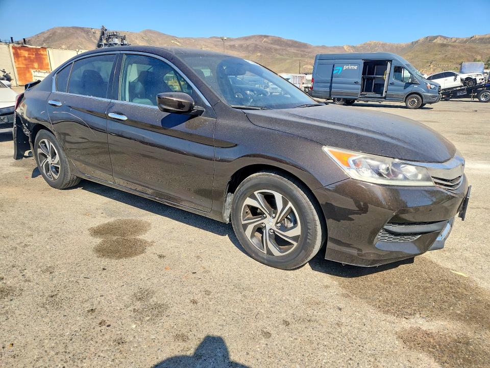 Продаж на аукціоні авто 2017 Honda Accord, vin: 1HGCR2F38HA254322, номер лоту: 61608956