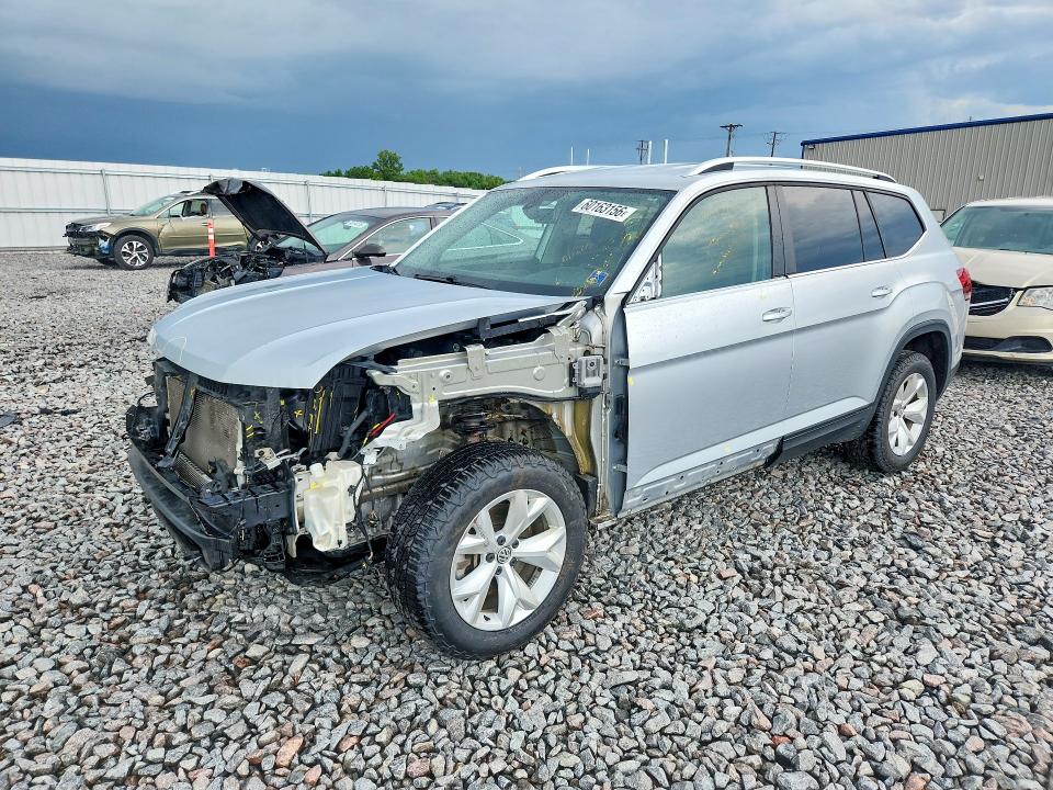 60163156 :رقم المزاد ، 1V2KR2CA7JC563785 vin ، 2018 Volkswagen Atlas مزاد بيع