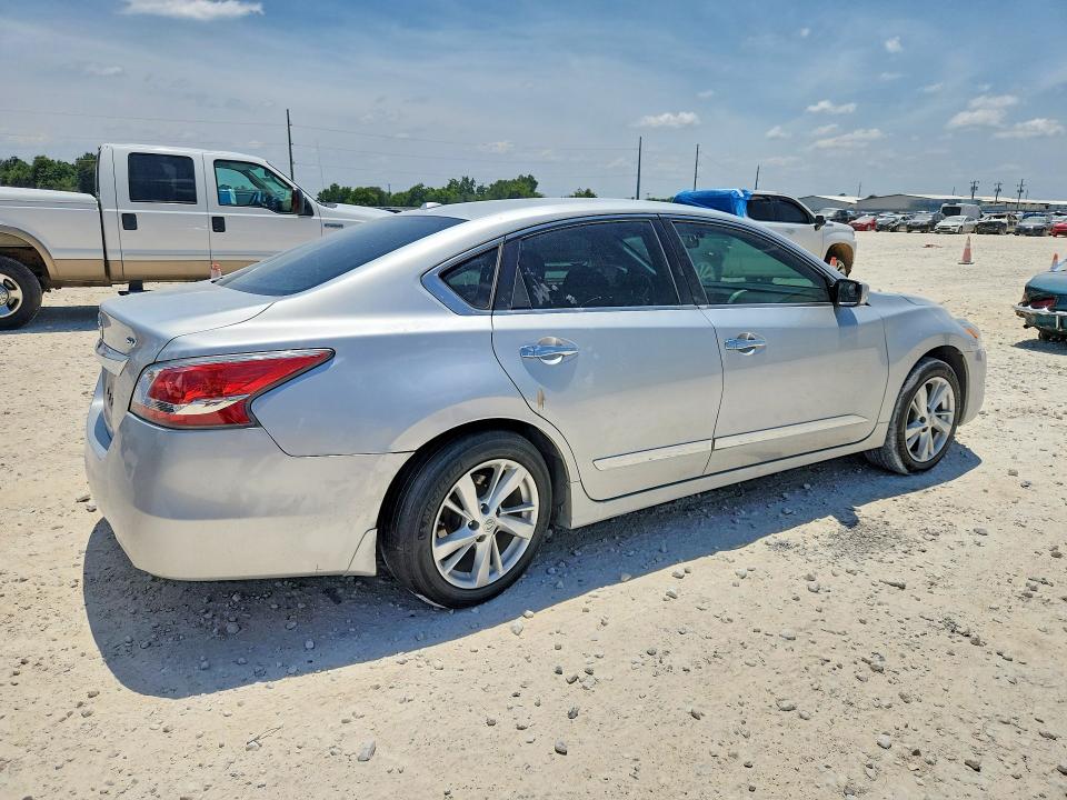 Продаж на аукціоні авто 2015 Nissan Altima, vin: 1N4AL3AP5FC116560, номер лоту: 61848426
