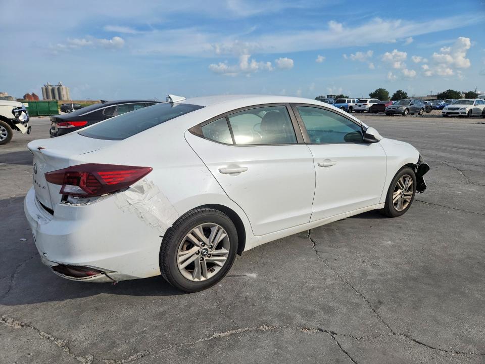 63509766 :رقم المزاد ، 5NPD84LF5LH547953 vin ، 2020 Hyundai Elantra مزاد بيع