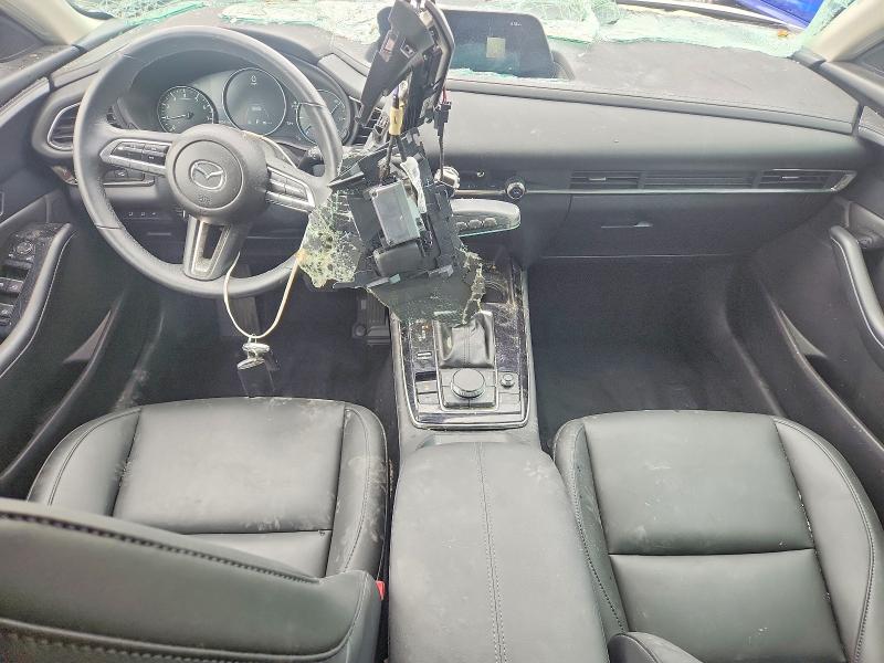 2021 Mazda Cx-30 მანქანა იყიდება აუქციონზე, vin: 3MVDMBCL1MM240408, აუქციონის ნომერი: 60201326