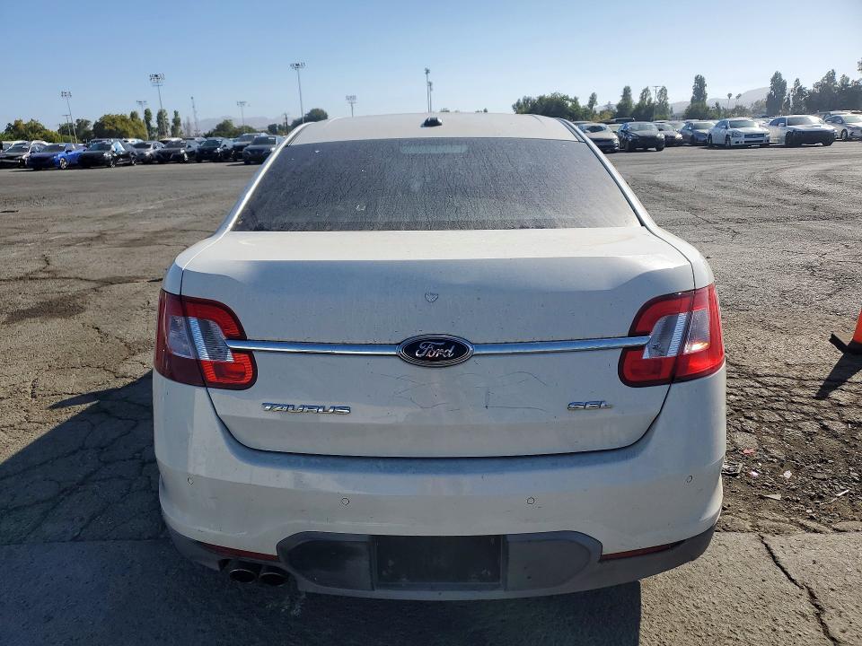2010 Ford Taurus მანქანა იყიდება აუქციონზე, vin: 1FAHP2EW5AG158260, აუქციონის ნომერი: 63252836