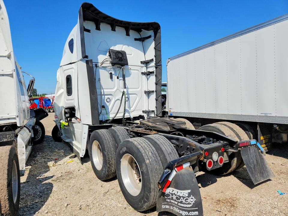 Продажа на аукционе авто 2026 Freightliner Cascadia 126, vin: 3AKJHHDR1TSWP7286, номер лота: 61210646