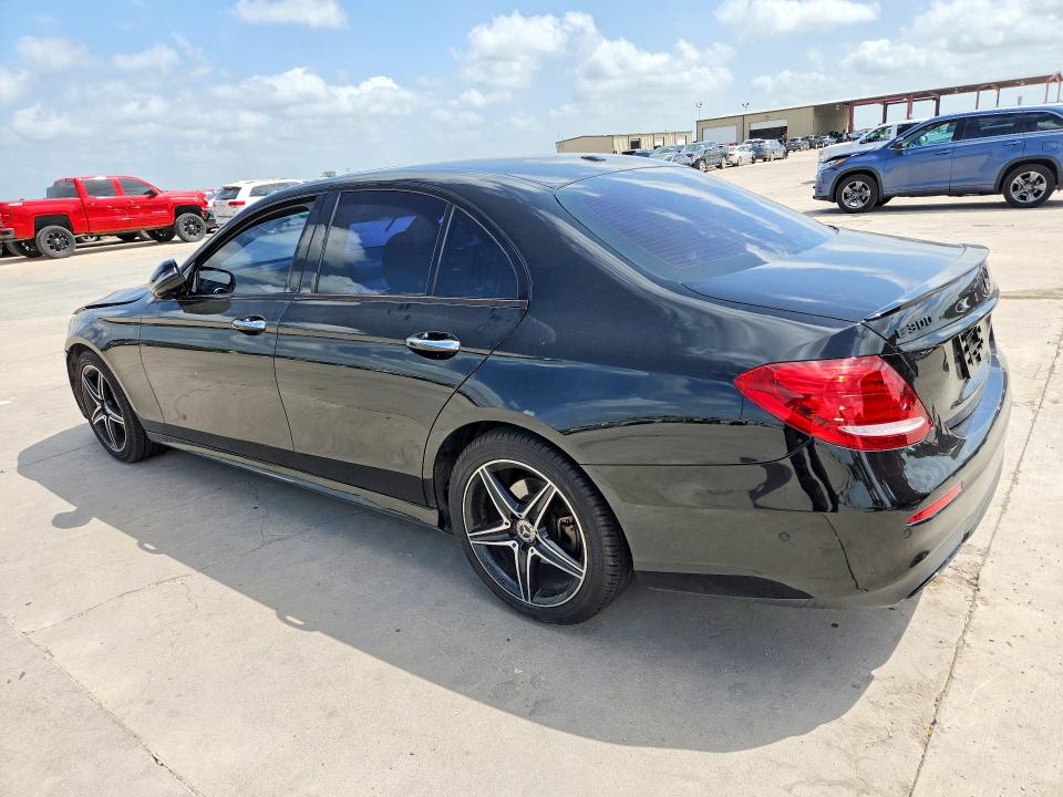 61228216 :رقم المزاد ، WDDZF4JB5JA359035 vin ، 2018 Mercedes-benz E مزاد بيع