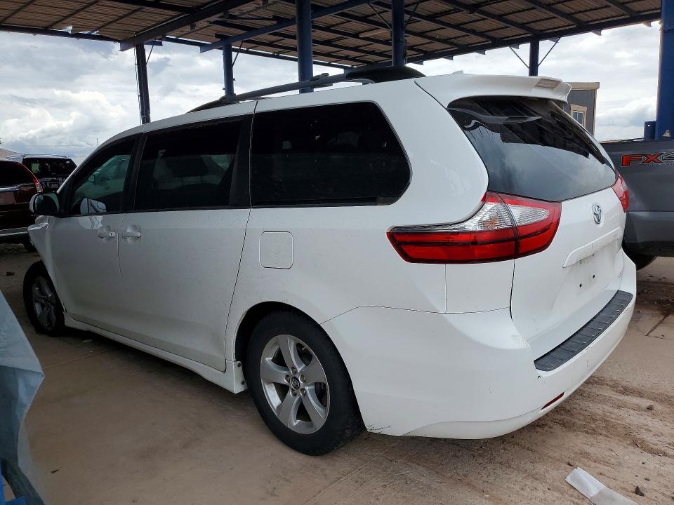 Продажа на аукционе авто 2018 Toyota Sienna, vin: 5TDKZ3DC1JS957398, номер лота: 61741586
