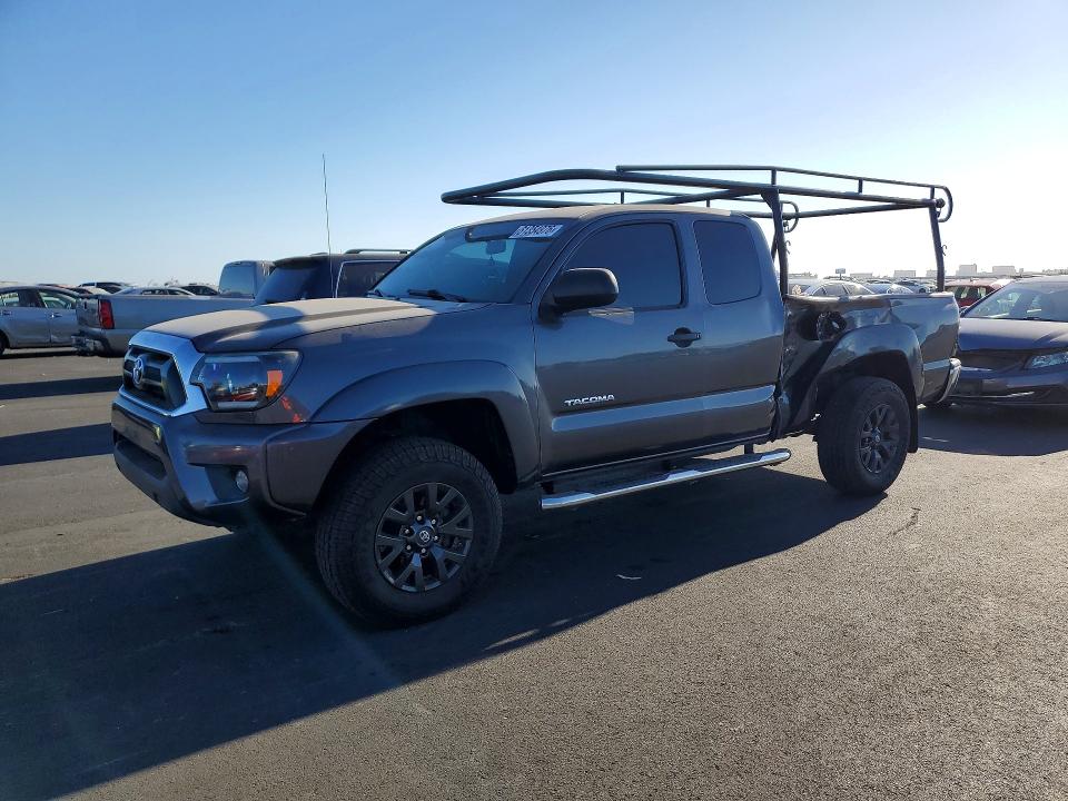 61354976 :رقم المزاد ، 5TFTX4GNXEX035161 vin ، 2014 Toyota Tacoma مزاد بيع