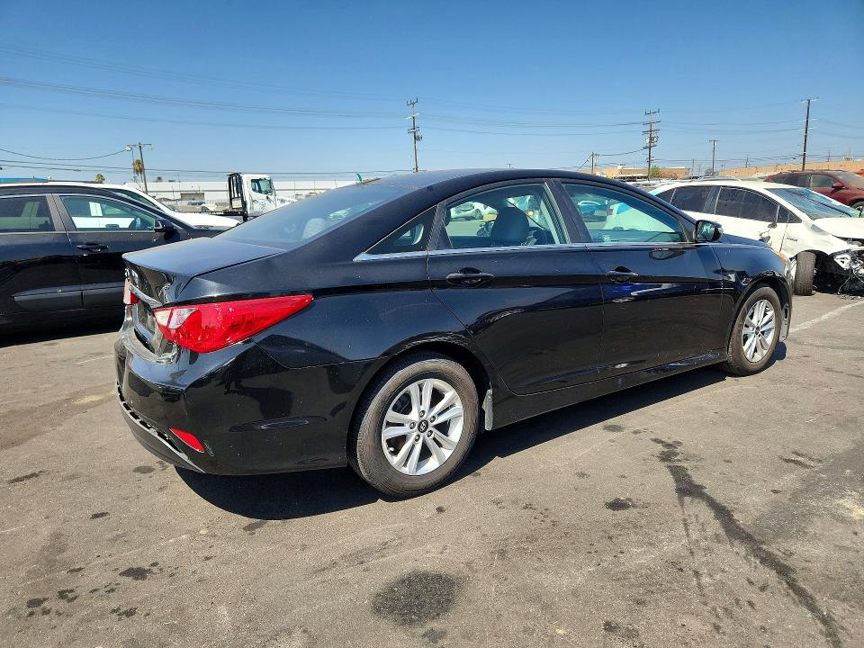 62541276 :رقم المزاد ، 5NPEB4AC3EH912728 vin ، 2014 Hyundai Sonata مزاد بيع