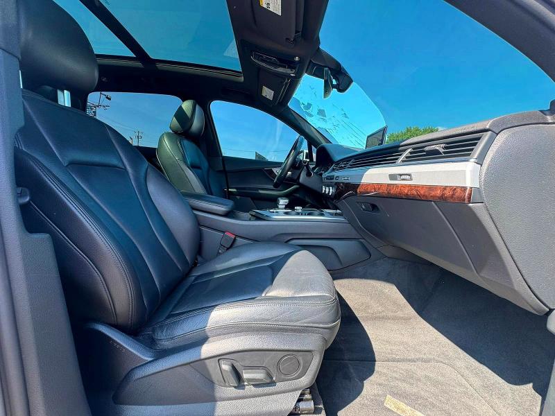 Продажа на аукционе авто 2018 Audi Q7, vin: WA1LHAF7XJD045466, номер лота: 61189536