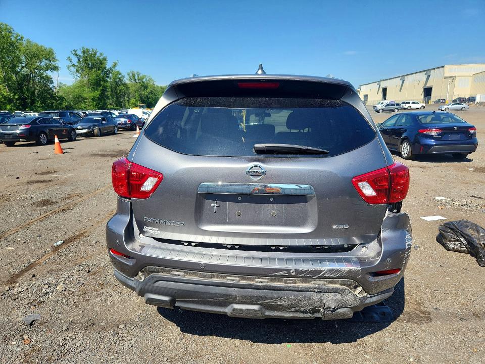 60230476 :رقم المزاد ، 5N1DR2AM7LC637681 vin ، 2020 Nissan Pathfinder مزاد بيع