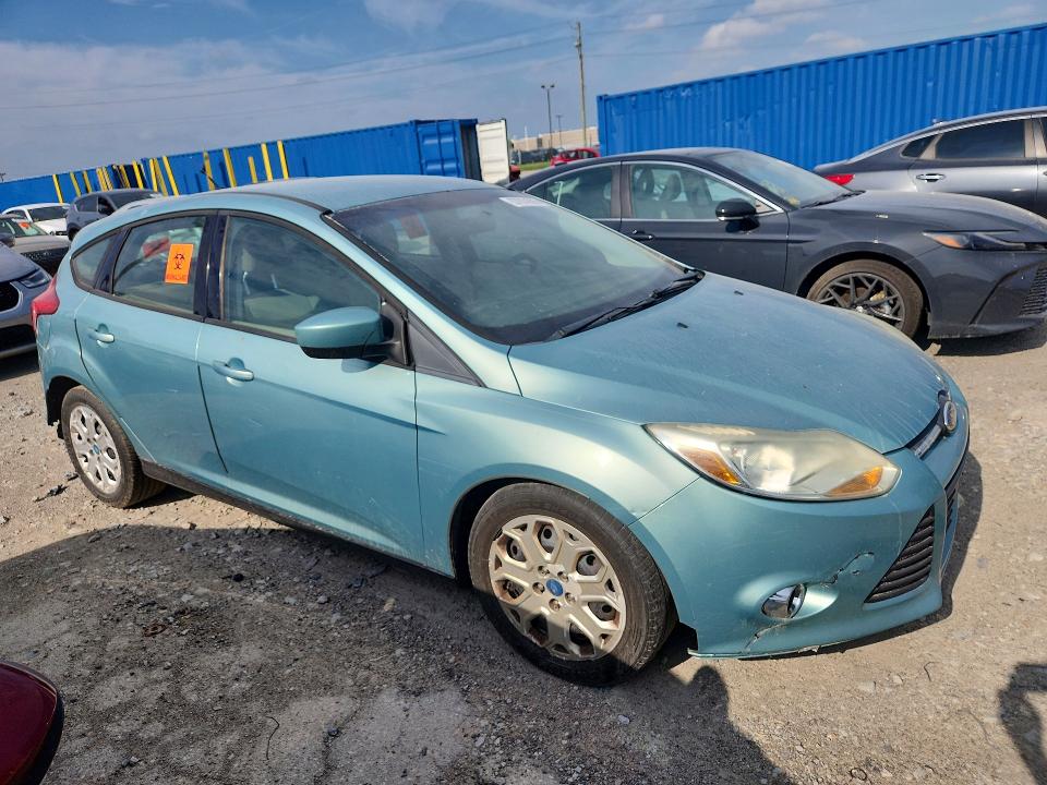 57014596 :رقم المزاد ، 1FAHP3K27CL240489 vin ، 2012 Ford Focus مزاد بيع