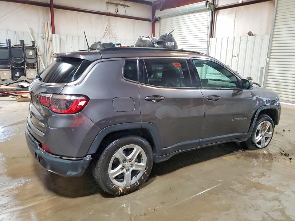 62119396 :رقم المزاد ، 3C4NJDBNXRT584409 vin ، 2024 Jeep Compass مزاد بيع
