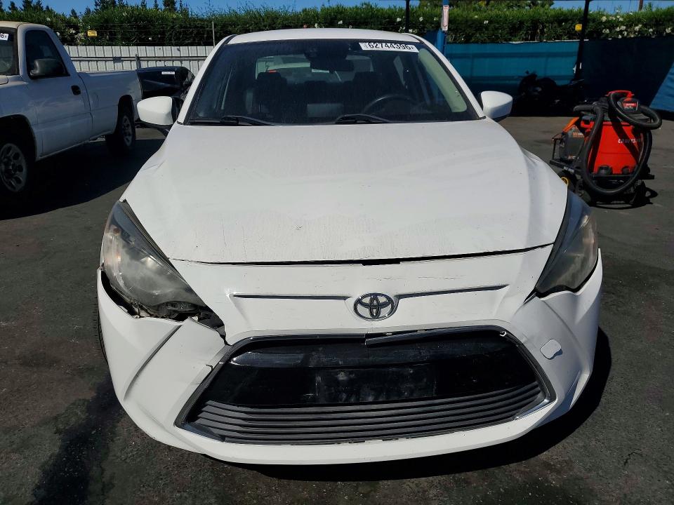 Продажа на аукционе авто 2017 Toyota Yaris Ia, vin: 3MYDLBYV8HY180531, номер лота: 62744396