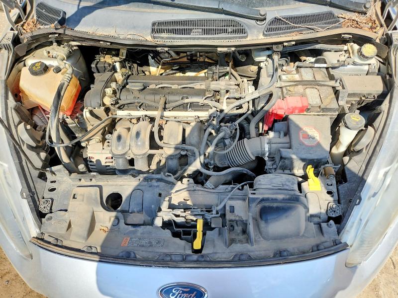 60501876 :رقم المزاد ، 3FADP4AJ1JM142678 vin ، 2018 Ford Fiesta مزاد بيع