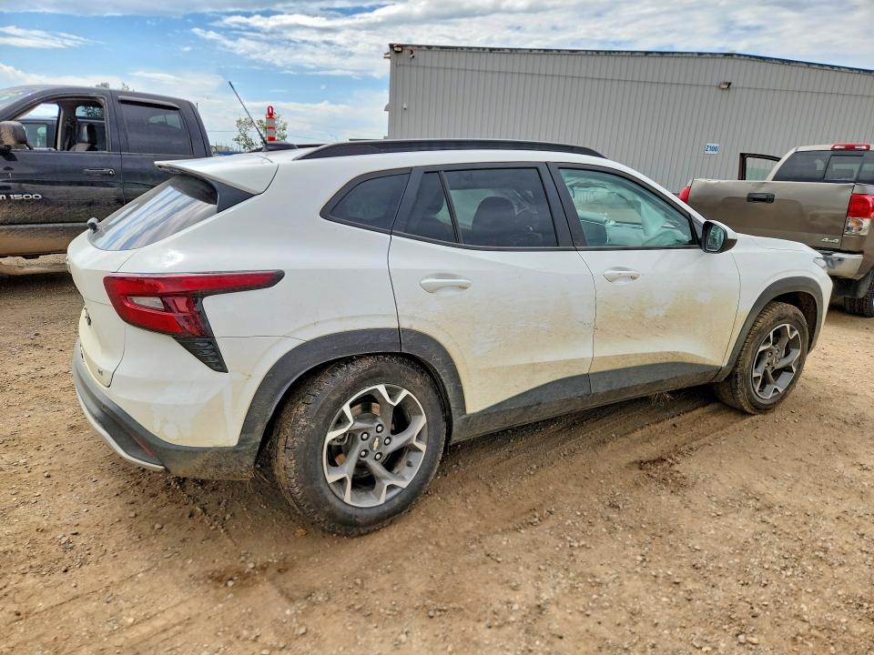 60851856 :رقم المزاد ، KL77LHE27SC107138 vin ، 2025 Chevrolet Trax مزاد بيع