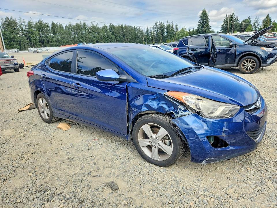 62514866 :رقم المزاد ، KMHDH4AE3DU537340 vin ، 2013 Hyundai Elantra مزاد بيع