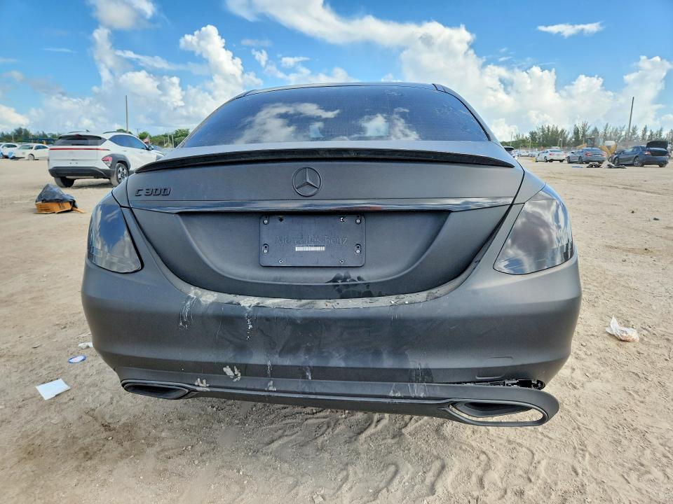 62199746 :رقم المزاد ، WDDWF8DB6LR557441 vin ، 2020 Mercedes-benz C مزاد بيع