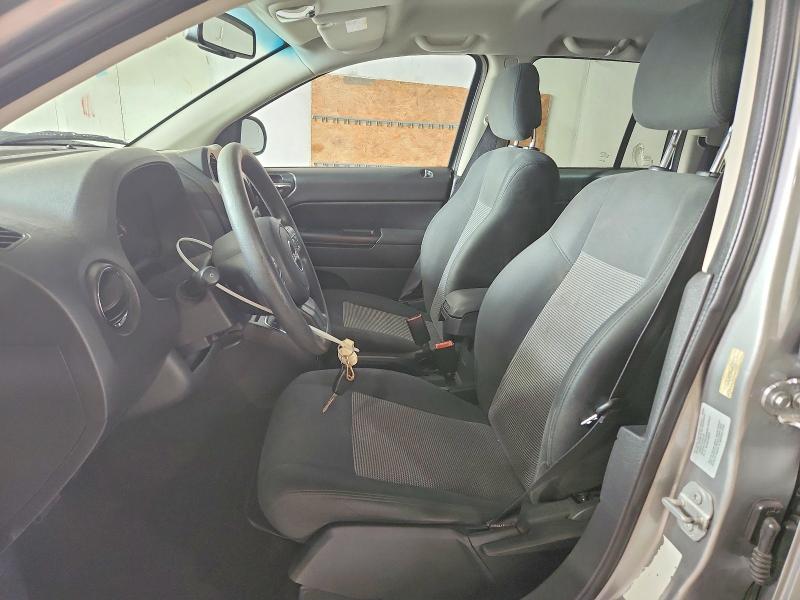 61320526 :رقم المزاد ، 1C4NJDBB0GD662611 vin ، 2016 Jeep Compass مزاد بيع