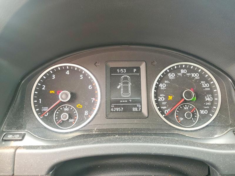 61088646 :رقم المزاد ، WVGBV7AX5HK043727 vin ، 2017 Volkswagen Tiguan مزاد بيع