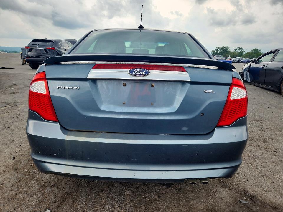 61584886 :رقم المزاد ، 3FAHP0JA2CR371385 vin ، 2012 Ford Fusion مزاد بيع