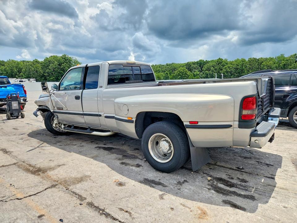 60719416 :رقم المزاد ، 1B7MC3369WJ230780 vin ، 1998 Dodge Ram 3500 مزاد بيع