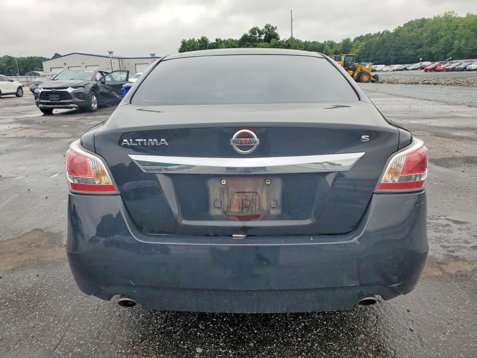 61143936 :رقم المزاد ، 1N4AL3AP5FN301938 vin ، 2015 Nissan Altima مزاد بيع