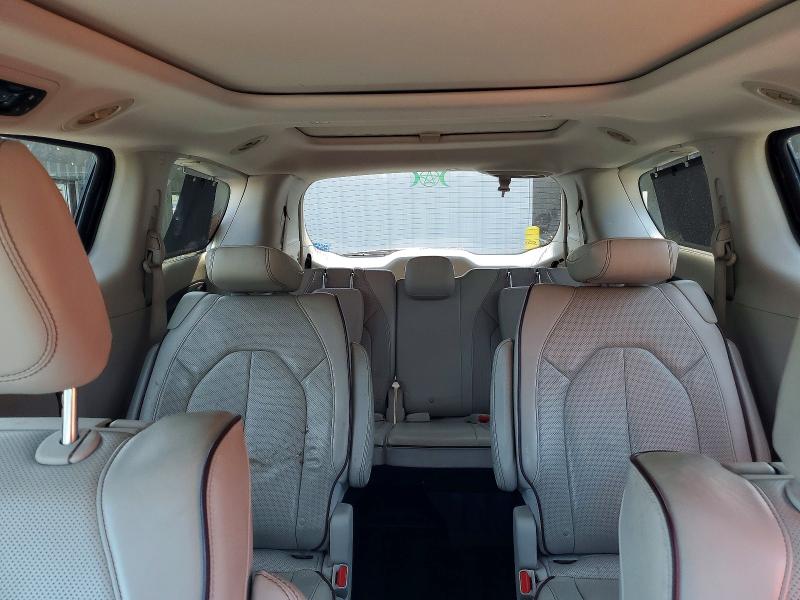 60492096 :رقم المزاد ، 2C4RC1GG9HR500974 vin ، 2017 Chrysler Pacifica مزاد بيع