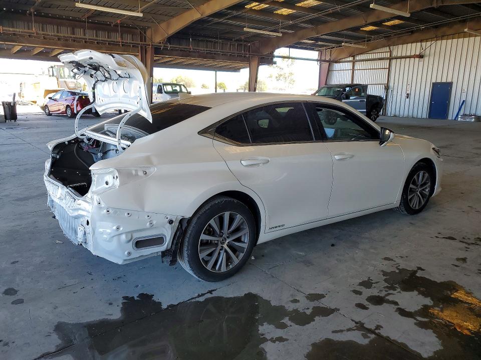 62469776 :رقم المزاد ، 58ACA1C13MU007368 vin ، 2021 Lexus Es 300h مزاد بيع