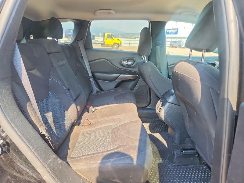 59298216 :رقم المزاد ، 1C4PJMCX6KD338056 vin ، 2019 Jeep Cherokee مزاد بيع