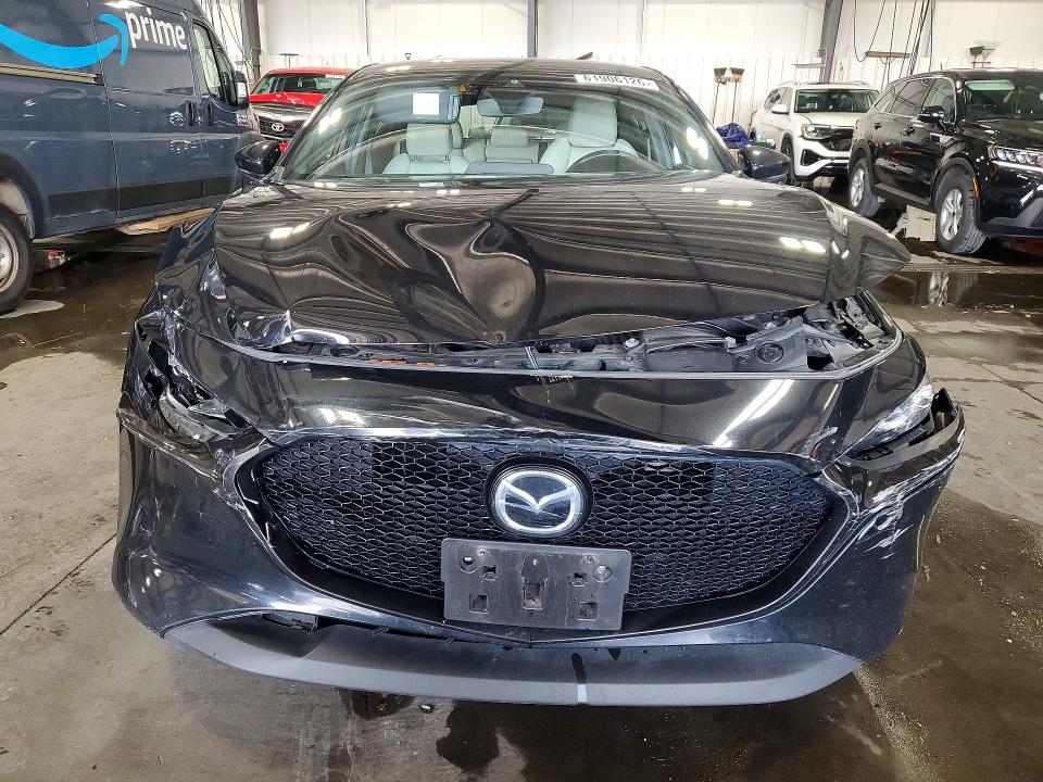 Продаж на аукціоні авто 2020 Mazda 3, vin: JM1BPBLMXL1159279, номер лоту: 61906126
