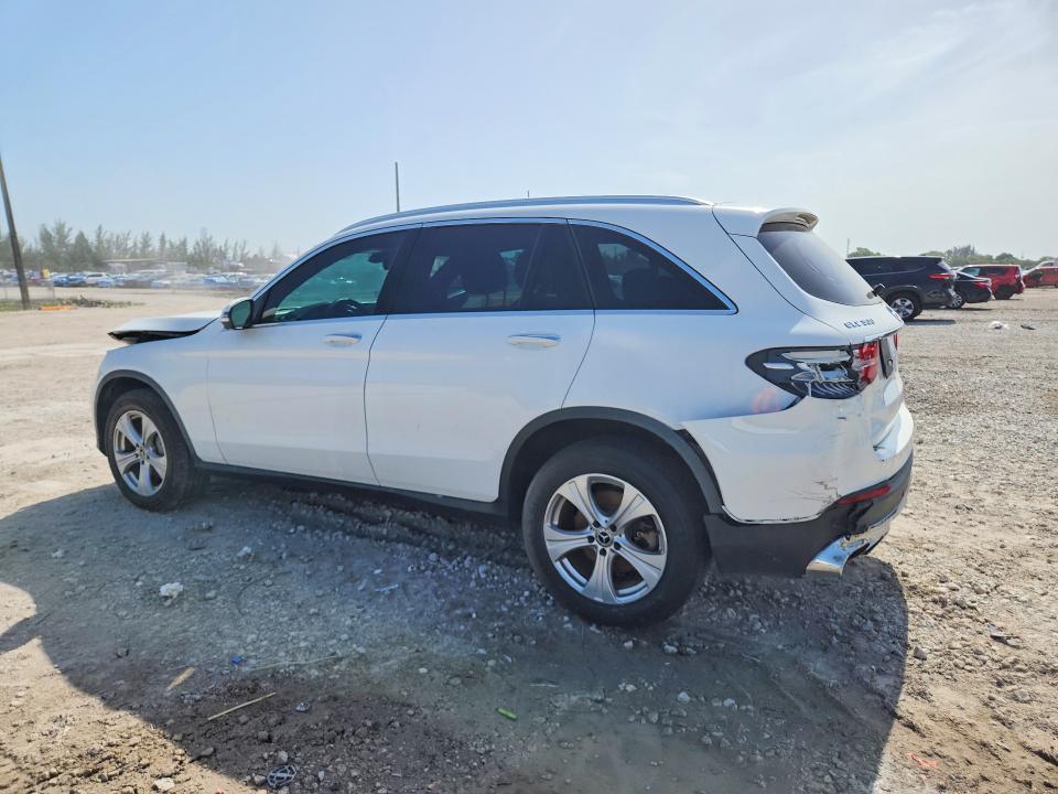 60852006 :رقم المزاد ، WDC0G4JB8JV110716 vin ، 2018 Mercedes-benz Glc مزاد بيع
