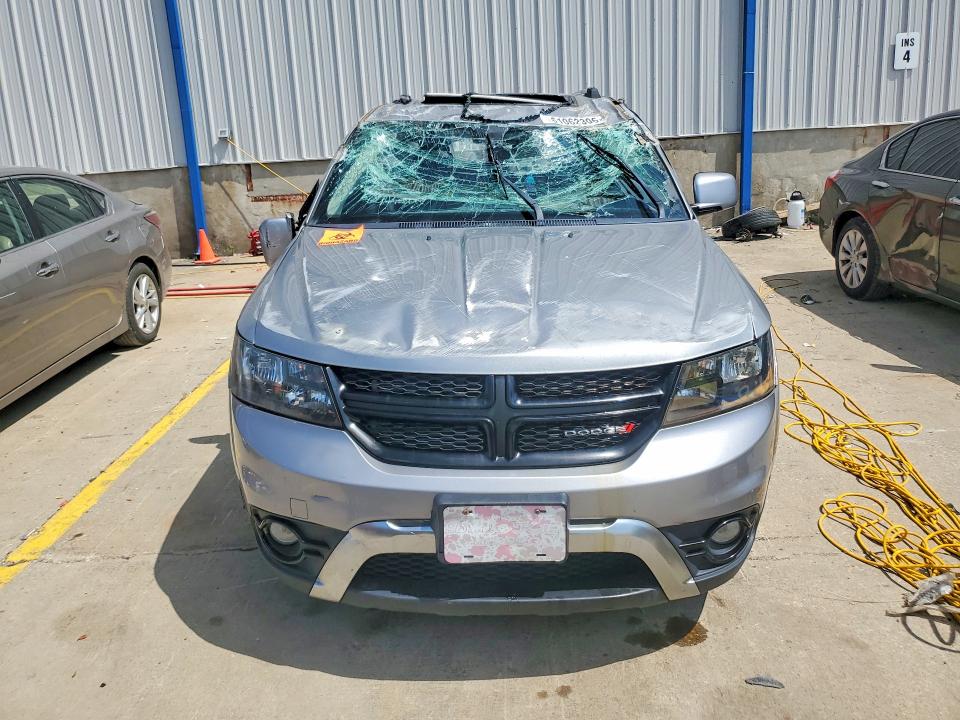 61062306 :رقم المزاد ، 3C4PDCGB3LT201331 vin ، 2020 Dodge Journey مزاد بيع