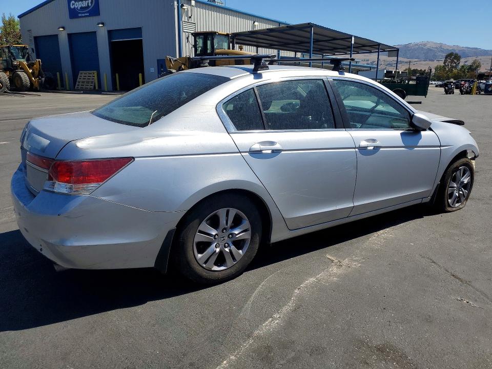 61090436 :رقم المزاد ، 1HGCP2F61CA014277 vin ، 2012 Honda Accord مزاد بيع