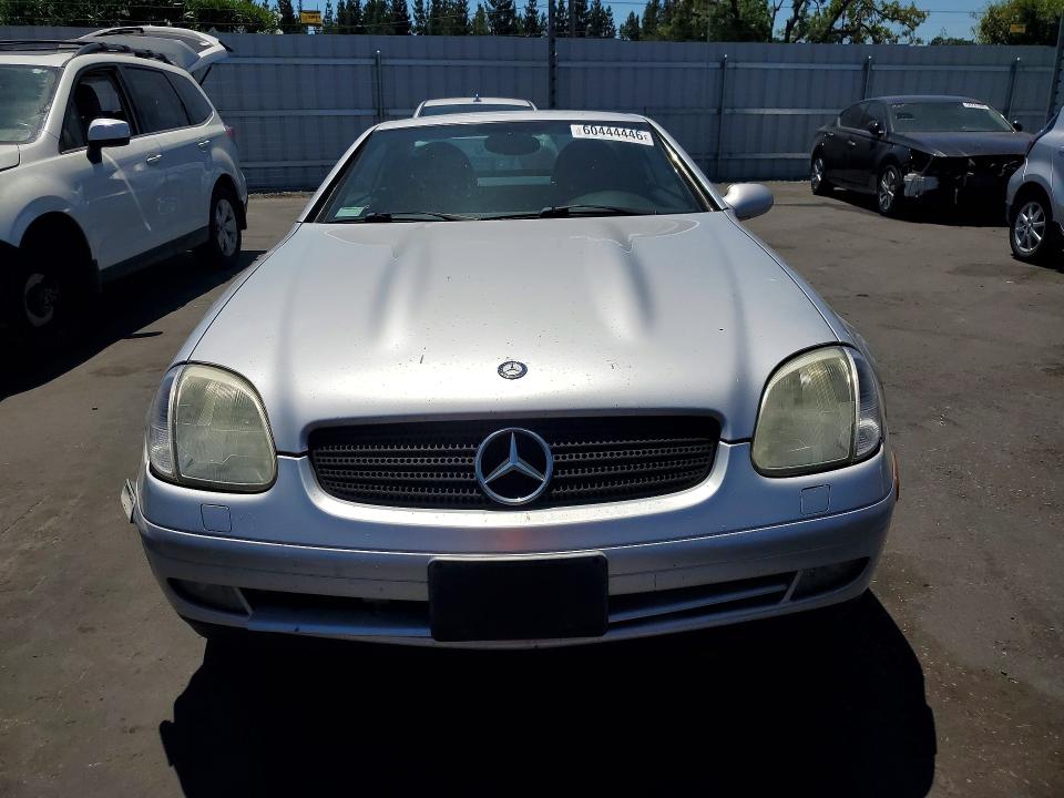 1999 Mercedes-benz Slk მანქანა იყიდება აუქციონზე, vin: WDBKK47FXXF121791, აუქციონის ნომერი: 60444446