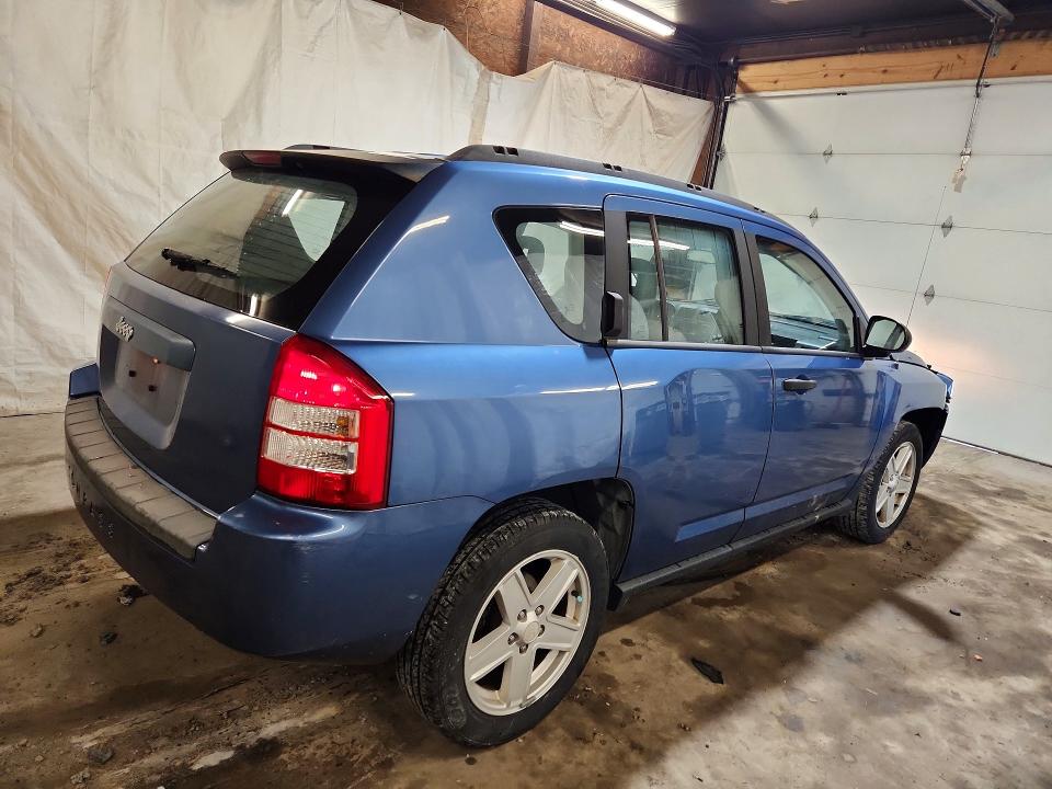 61621986 :رقم المزاد ، 1J8FT47W97D200275 vin ، 2007 Jeep Compass مزاد بيع