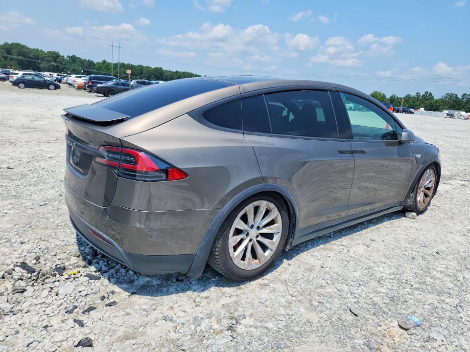 Продажа на аукционе авто 2016 Tesla Model X, vin: 5YJXCAE47GFS00618, номер лота: 62659756