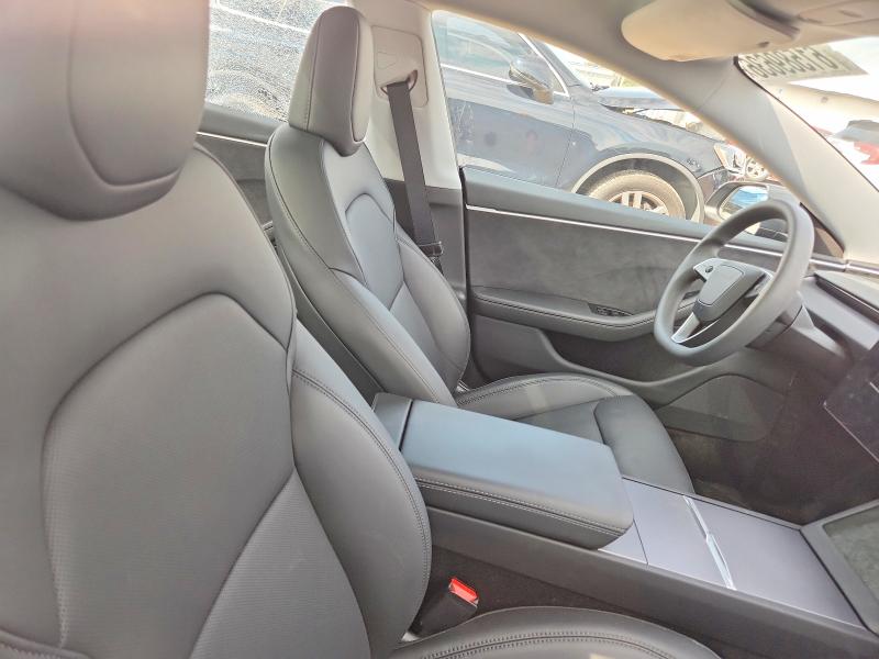61589636 :رقم المزاد ، 5YJ3E1EB8SF997994 vin ، 2025 Tesla Model 3 مزاد بيع