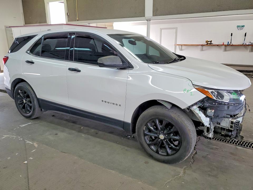 Продажа на аукционе авто 2019 Chevrolet Equinox, vin: 2GNAXUEV6K6295862, номер лота: 61783076