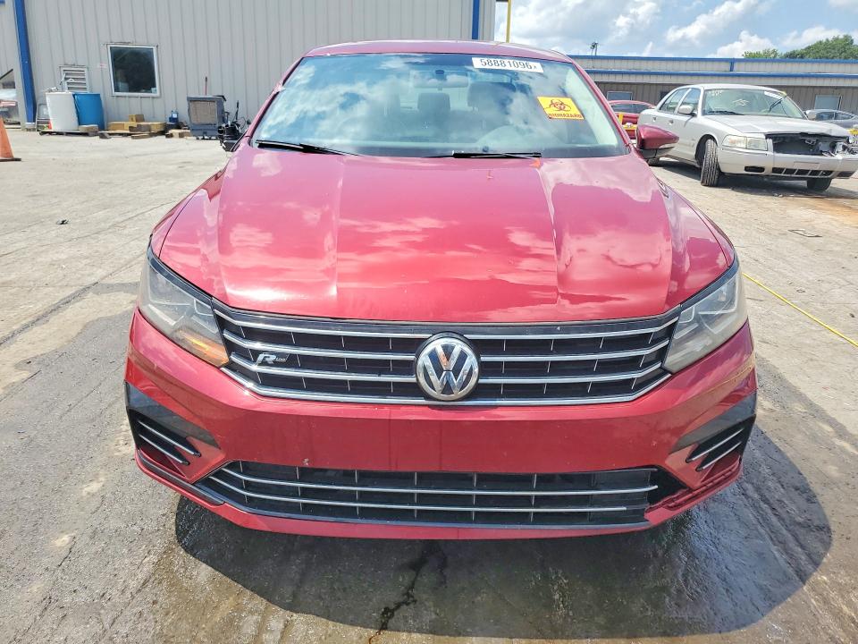 Продажа на аукционе авто 2018 Volkswagen Passat, vin: 1VWAA7A37JC035800, номер лота: 58881096