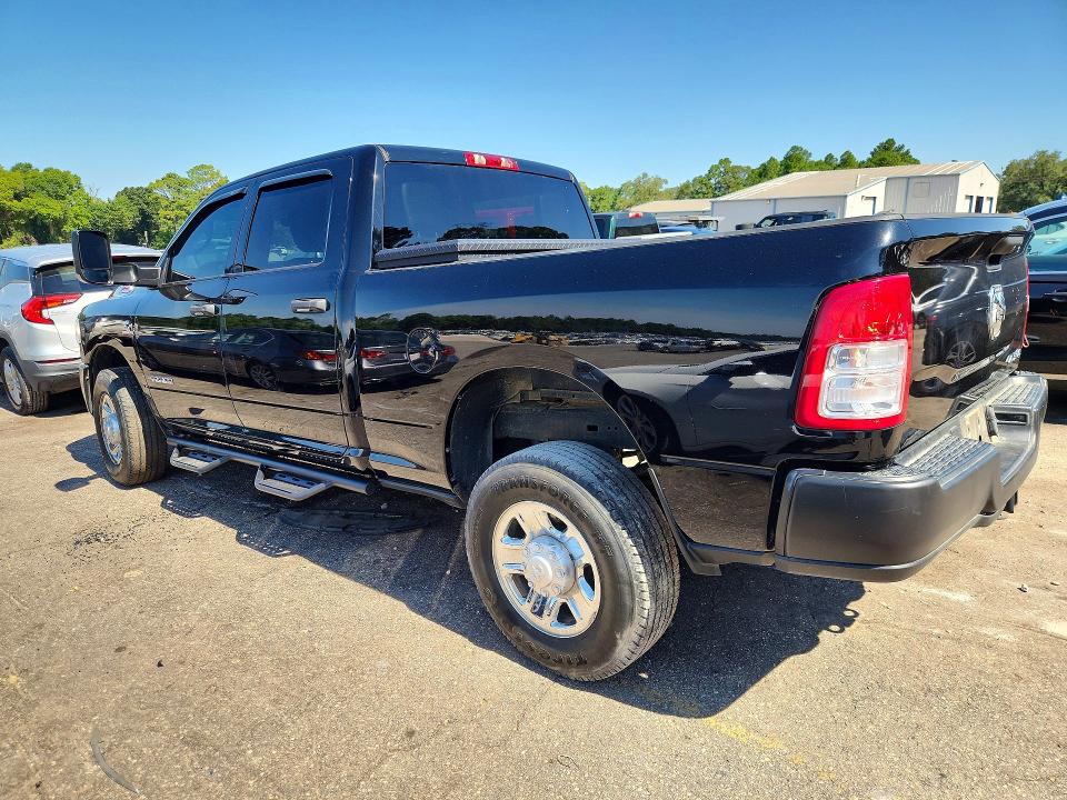 Продажа на аукционе авто 2021 Ram 2500, vin: 3C6UR5CL0MG559213, номер лота: 60235386