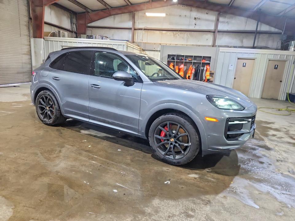 58699856 :رقم المزاد ، WP1AL2AY8TDA15921 vin ، 2026 Porsche Cayenne مزاد بيع