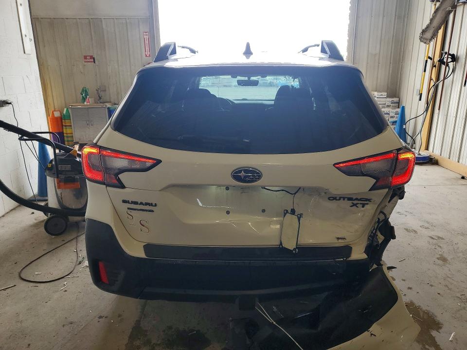 62763216 :رقم المزاد ، 4S4BTGKD9L3221149 vin ، 2020 Subaru Outback مزاد بيع