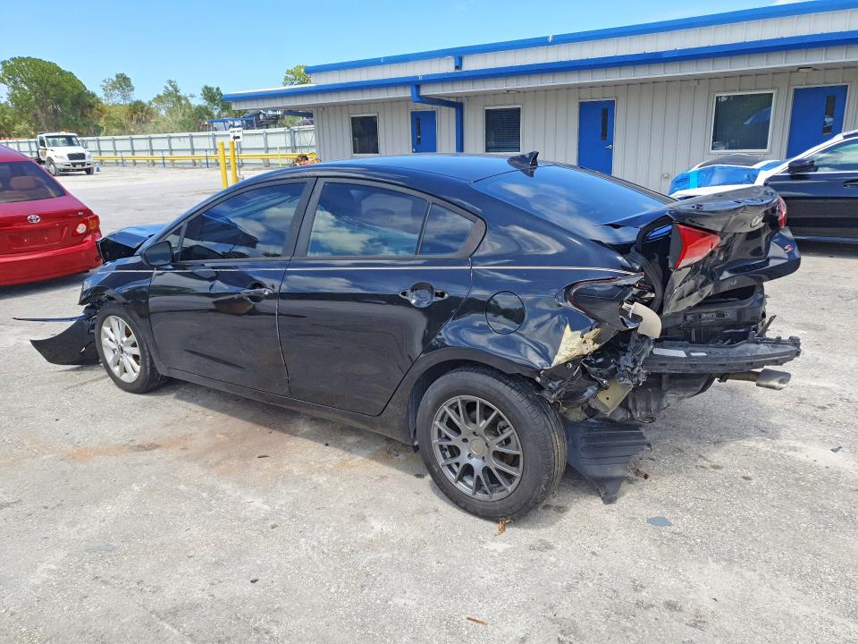 62440096 :رقم المزاد ، 3KPFL4A72HE115271 vin ، 2017 Kia Forte مزاد بيع