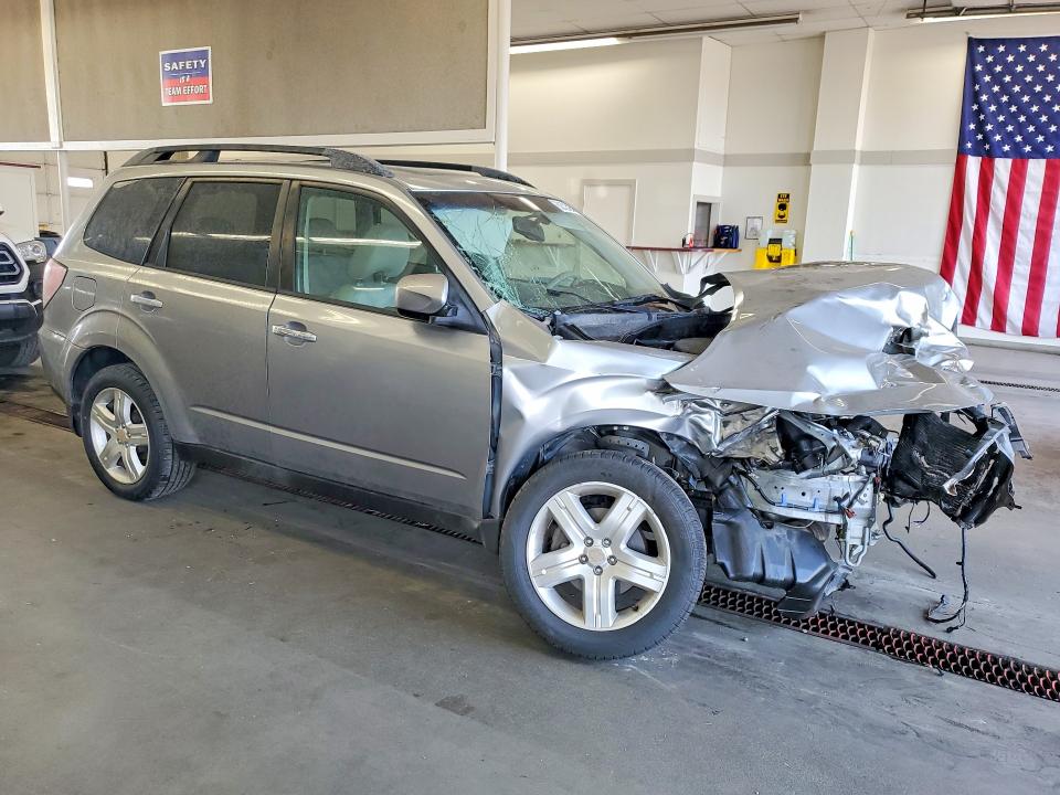 Продажа на аукционе авто 2010 Subaru Forester, vin: JF2SH6CC7AH709264, номер лота: 62522686