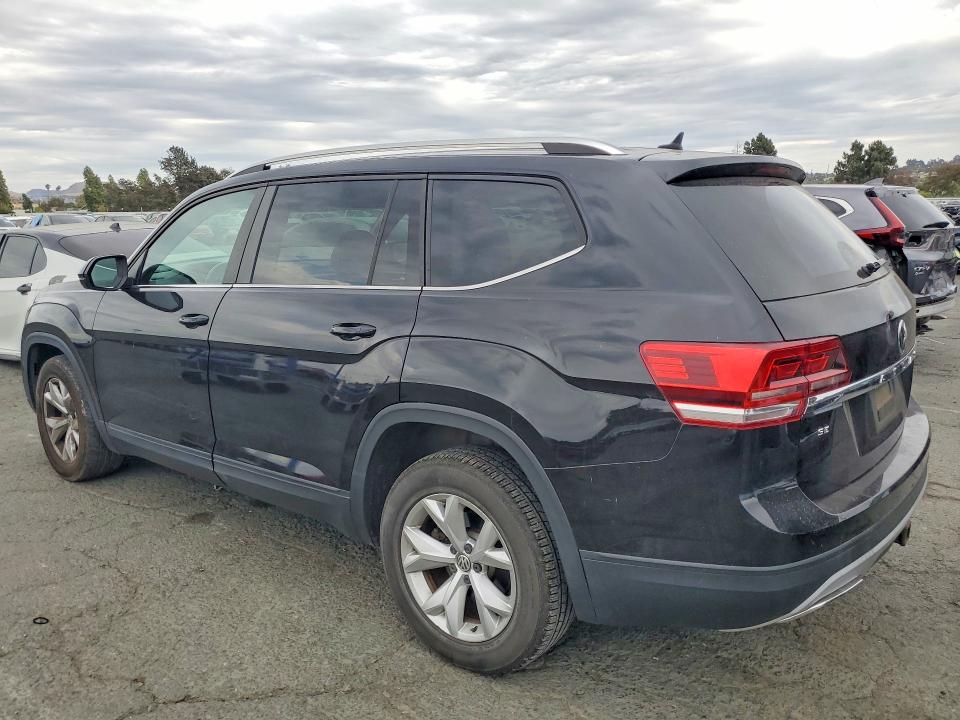 2018 Volkswagen Atlas მანქანა იყიდება აუქციონზე, vin: 1V2LR2CA8JC590028, აუქციონის ნომერი: 60991236
