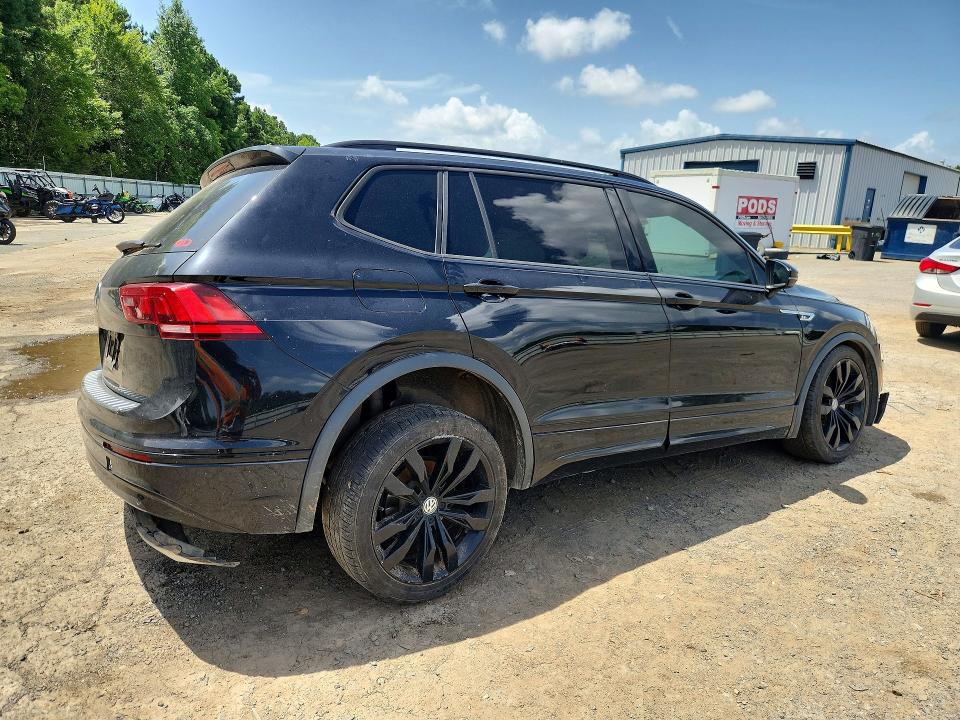 Продажа на аукционе авто 2021 Volkswagen Tiguan, vin: 3VV3B7AX8MM085475, номер лота: 61166406