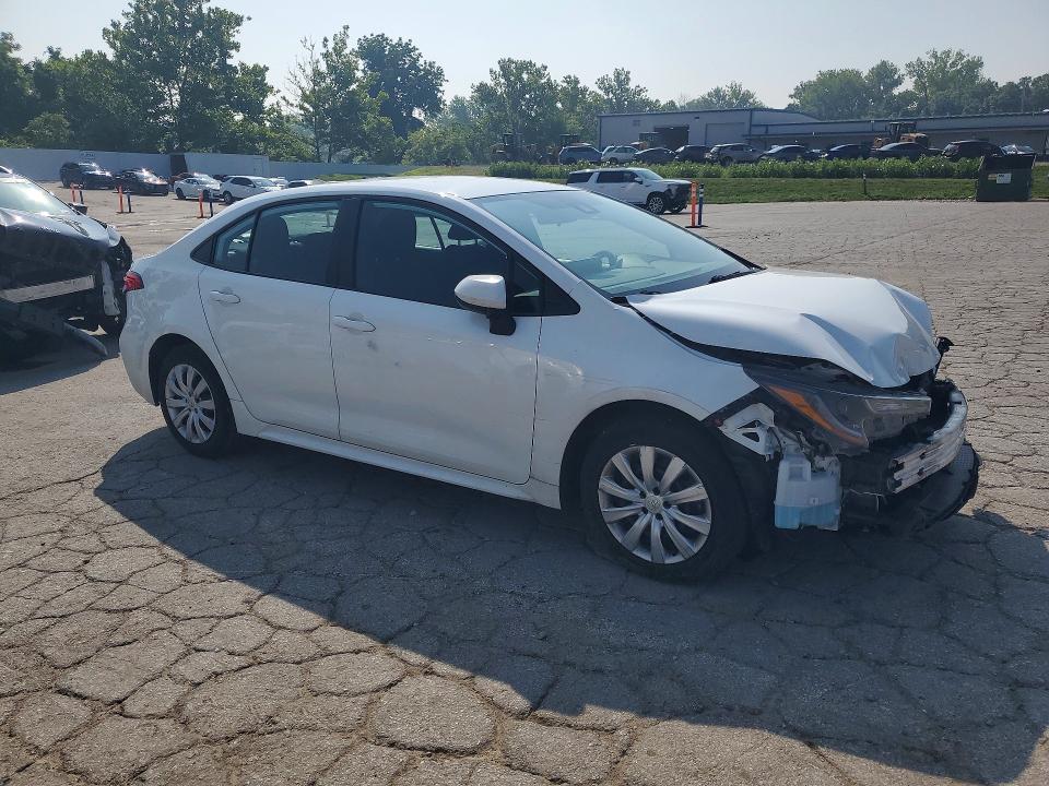 61769746 :رقم المزاد ، 5YFEPMAE6NP332704 vin ، 2022 Toyota Corolla مزاد بيع