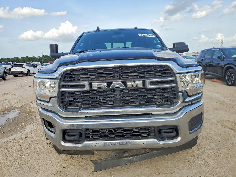 Продаж на аукціоні авто 2021 Ram 2500, vin: 3C6UR5CL8MG633400, номер лоту: 61940496